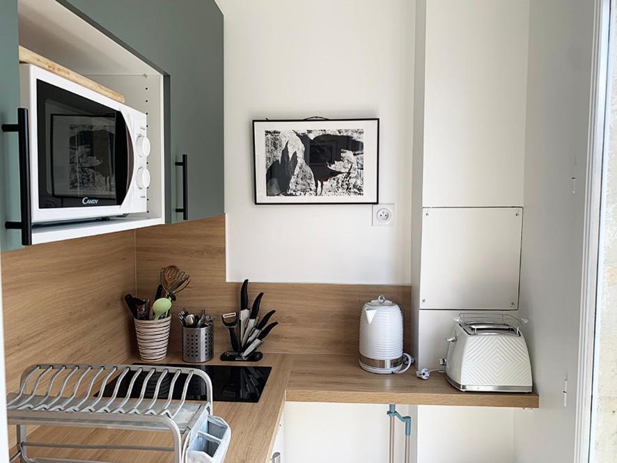 2 Pieces Avec Balcon Plein Sud Apartman Párizs Kültér fotó